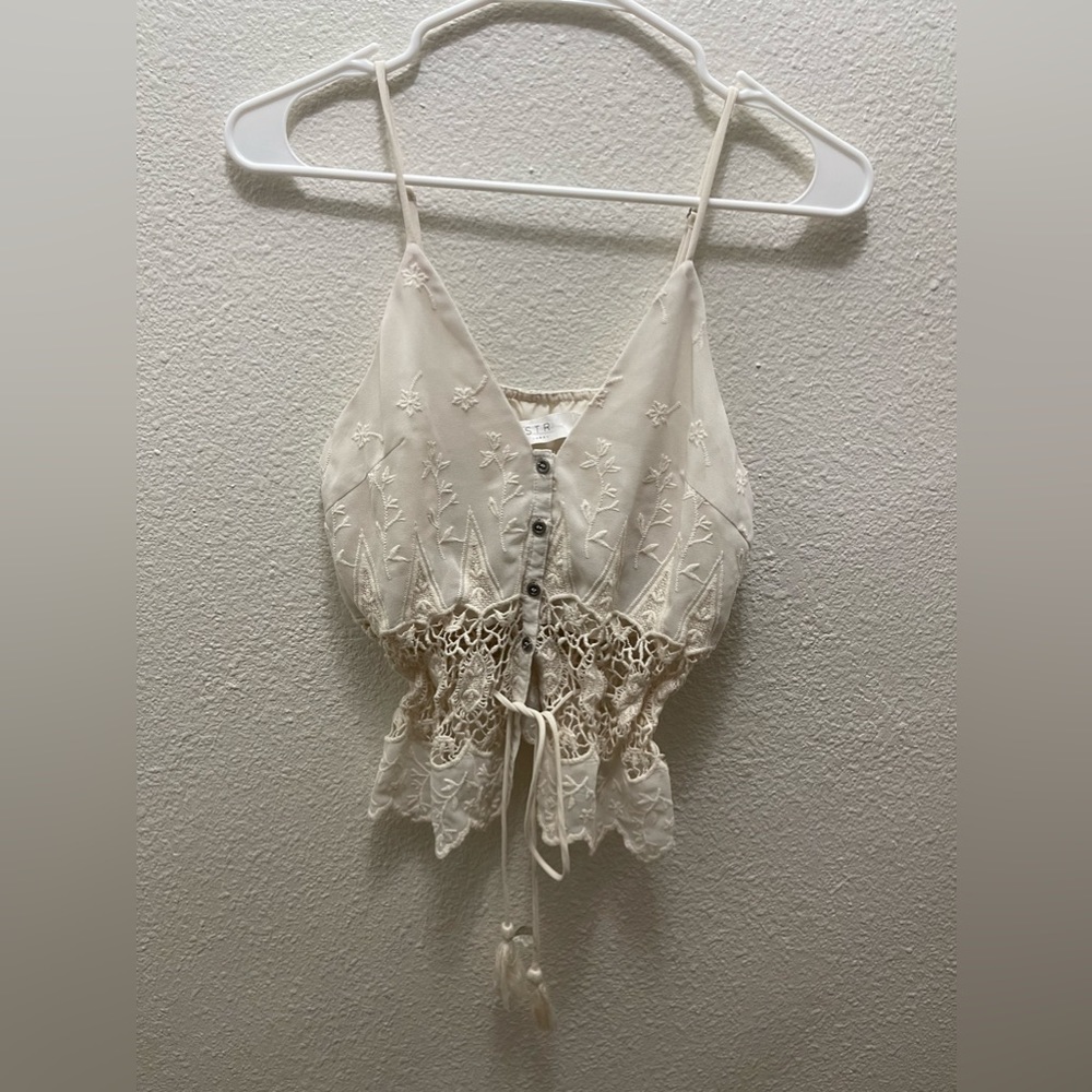 Astr the label cream color crop top embroidered/ crochet size xs